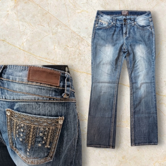 Cowgirl UP Bootcut Bling Jeans - Picture 1 of 12
